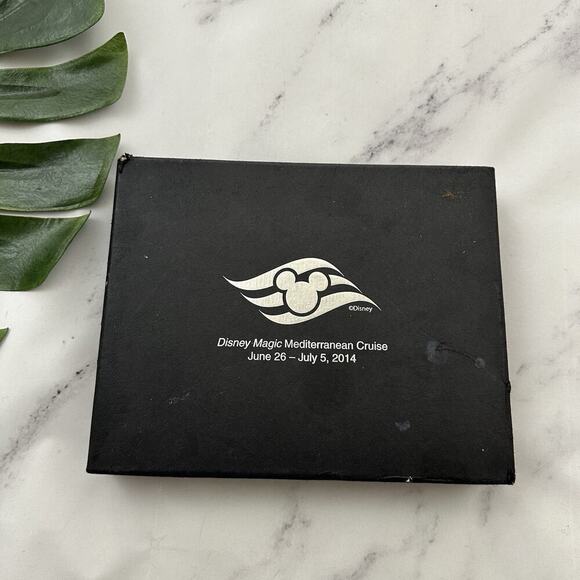 Disney Magic Mediterranean Cruise Line Cheese Board Set Glass Knives Cutting - Picture 2 of 5